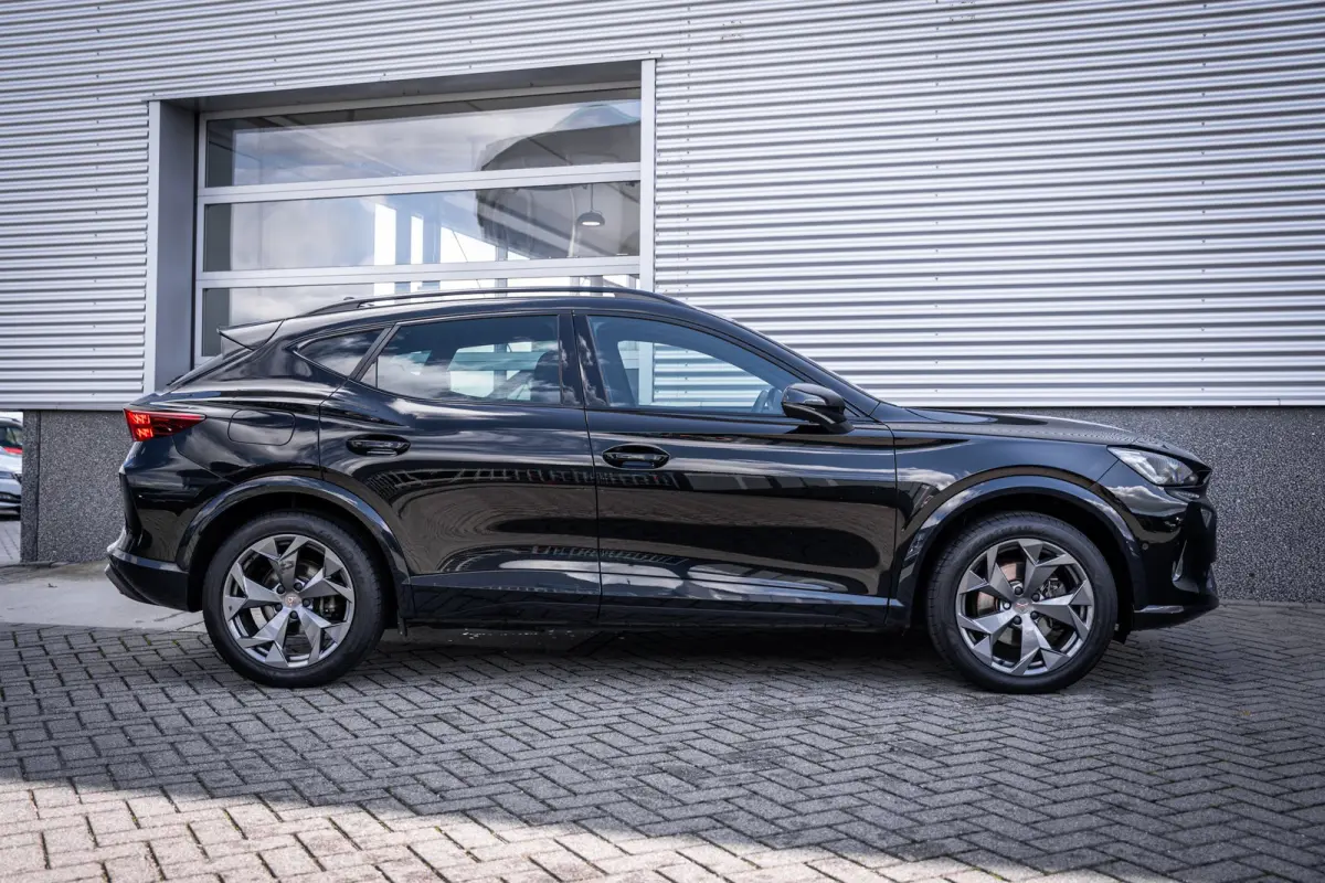 1.5 TSI e-Hybrid 150 kW | Airconditioning Climatronic 3-zones | Automatische afstandsregeling (Adaptive Cruise Control) | Full Link draadloze smartphone integratie: MirrorLink, Apple CarPlay