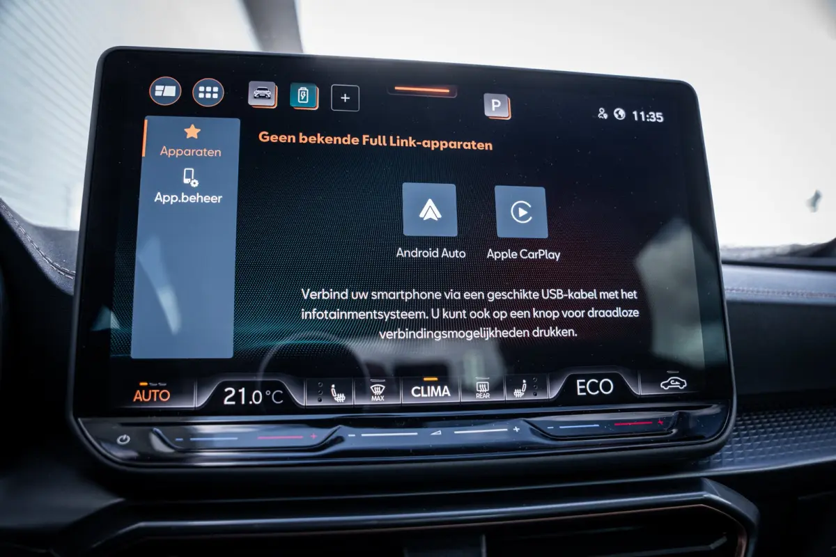 1.5 TSI e-Hybrid 150 kW | Airconditioning Climatronic 3-zones | Automatische afstandsregeling (Adaptive Cruise Control) | Full Link draadloze smartphone integratie: MirrorLink, Apple CarPlay