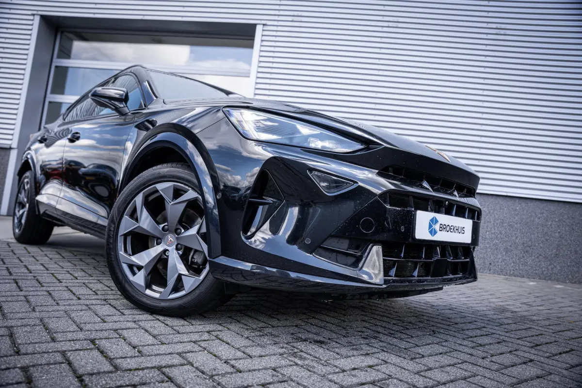 1.5 TSI e-Hybrid 150 kW | Airconditioning Climatronic 3-zones | Automatische afstandsregeling (Adaptive Cruise Control) | Full Link draadloze smartphone integratie: MirrorLink, Apple CarPlay