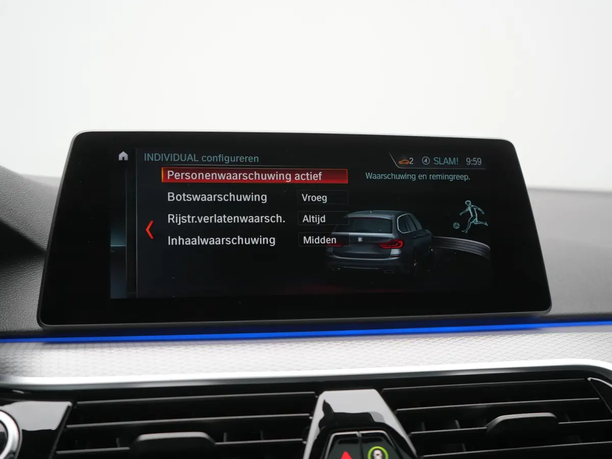 520i M Sport 184pk Dealer O.H. | Panodak | Head Up | 360 Camera | Lederen Comfortstoelen Memory & Verwarmd | Sfeerverlichting | Blis | Apple Carplay | Stuur Verwarmd | Adaptive LED | Navigat