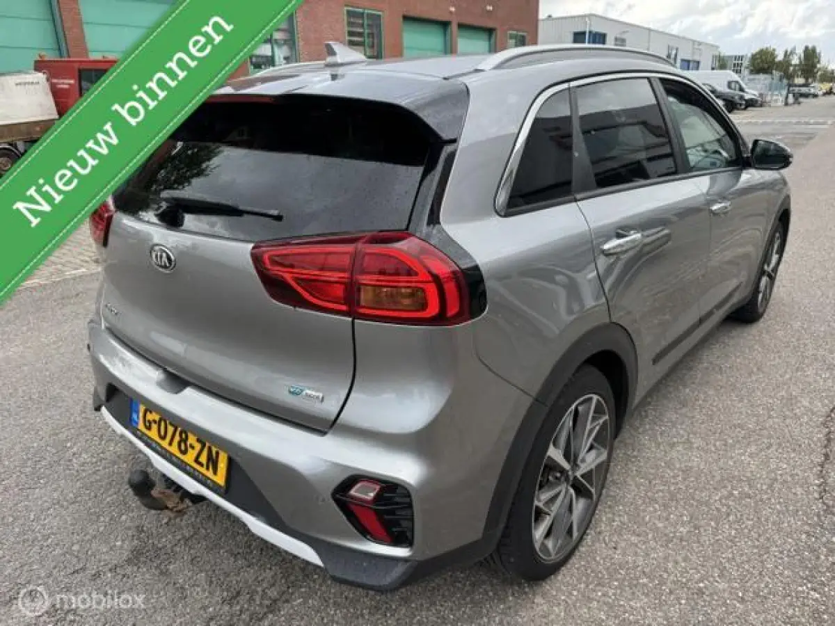 1.6 GDi Hybrid DynamicPlusLine Trekhaak , Navigatie, + Camera achter , Stoel & Stuur verwarming , 18 inch velgen , Lane assist , Brake assist , door ons nieuw geleverd en onderhouden
