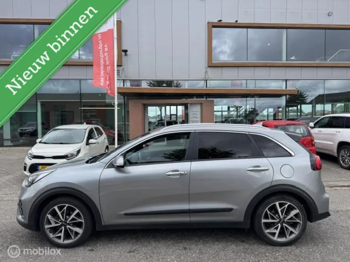 1.6 GDi Hybrid DynamicPlusLine Trekhaak , Navigatie, + Camera achter , Stoel & Stuur verwarming , 18 inch velgen , Lane assist , Brake assist , door ons nieuw geleverd en onderhouden
