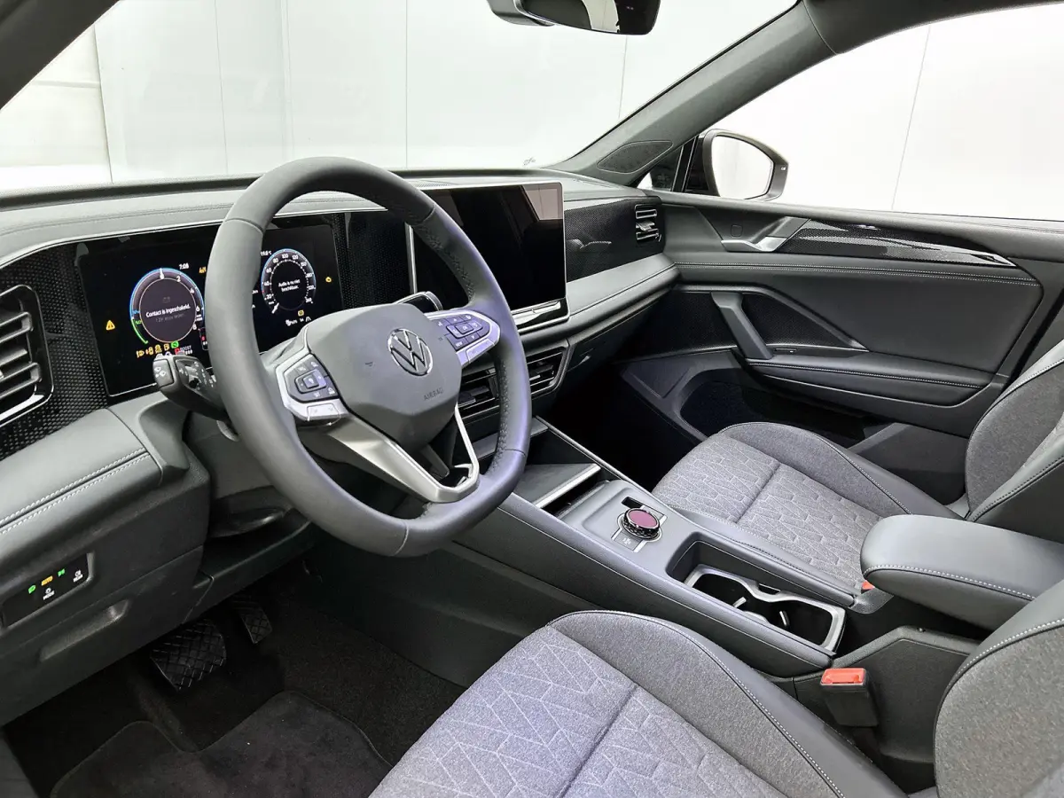 1.5 eHybrid Limited Edition 204 PK | Automaat | Navigatie | Trekhaak inklapbaar | 360 Camera | Apple CarPlay | Android Auto | Grootlichtassistent | Adaptive Cruise Control | Lane Assist | Si