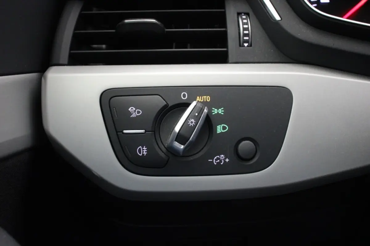 35 TFSI Pro Black Line Automaat - Carplay, Cruise, Clima, Keyless