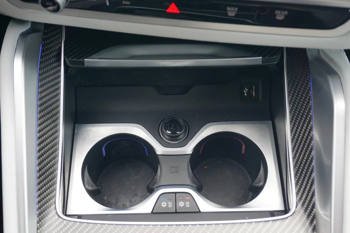 50e | Adaptief M Onderstel Professional | Soft-Close | 23 Inch | Head-up | Stoelventilatie | Harman Kardon | Stoelverwarming voor en achter