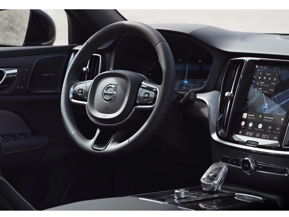 2.0 T6 Plug-in hybrid AWD Plus Dark | Achteruitrijcamera | Apple Carplay/Android Auto|telefoonintegratie premium | Comfortstoel(en)
