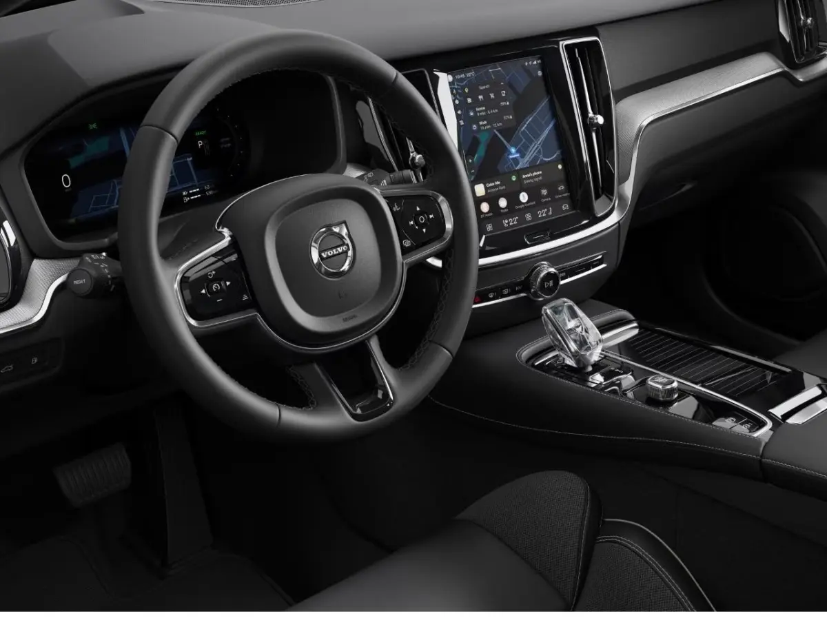 2.0 T6 Plug-in hybrid AWD Plus Dark | Achteruitrijcamera | Apple Carplay/Android Auto|telefoonintegratie premium | Comfortstoel(en)