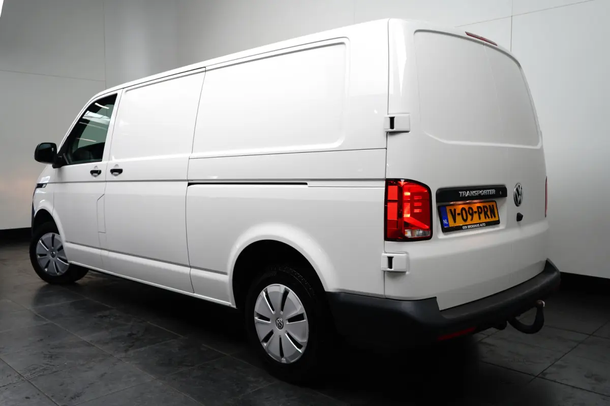 L2 Comfort 2.0 TDI 150PK DSG AUtomaat Camera | Adaptive Cruise | Trekhaak | 2x schuifdeur | Stoelverwarming | Navi by App