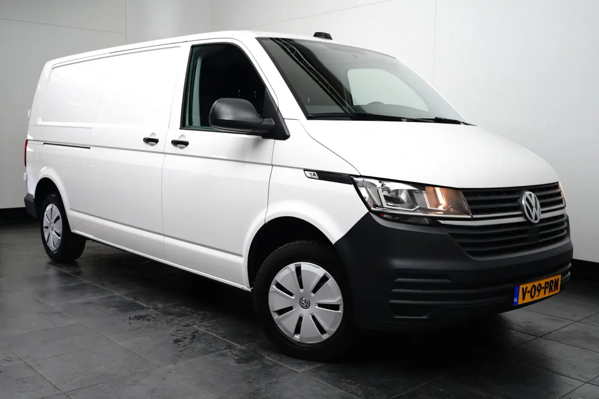 L2 Comfort 2.0 TDI 150PK DSG AUtomaat Camera | Adaptive Cruise | Trekhaak | 2x schuifdeur | Stoelverwarming | Navi by App