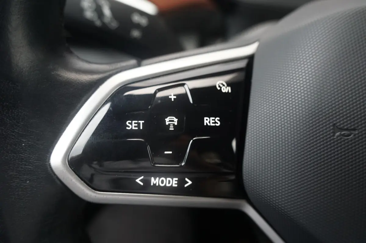 204pk Business 77 kWh | SoH 93% | Adaptive Cruise | Warmtepomp | Achteruitrijcamera