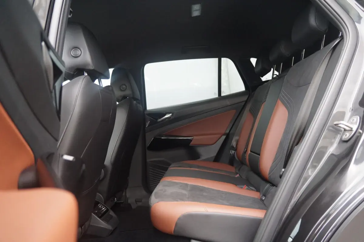 204pk Business 77 kWh | SoH 93% | Adaptive Cruise | Warmtepomp | Achteruitrijcamera