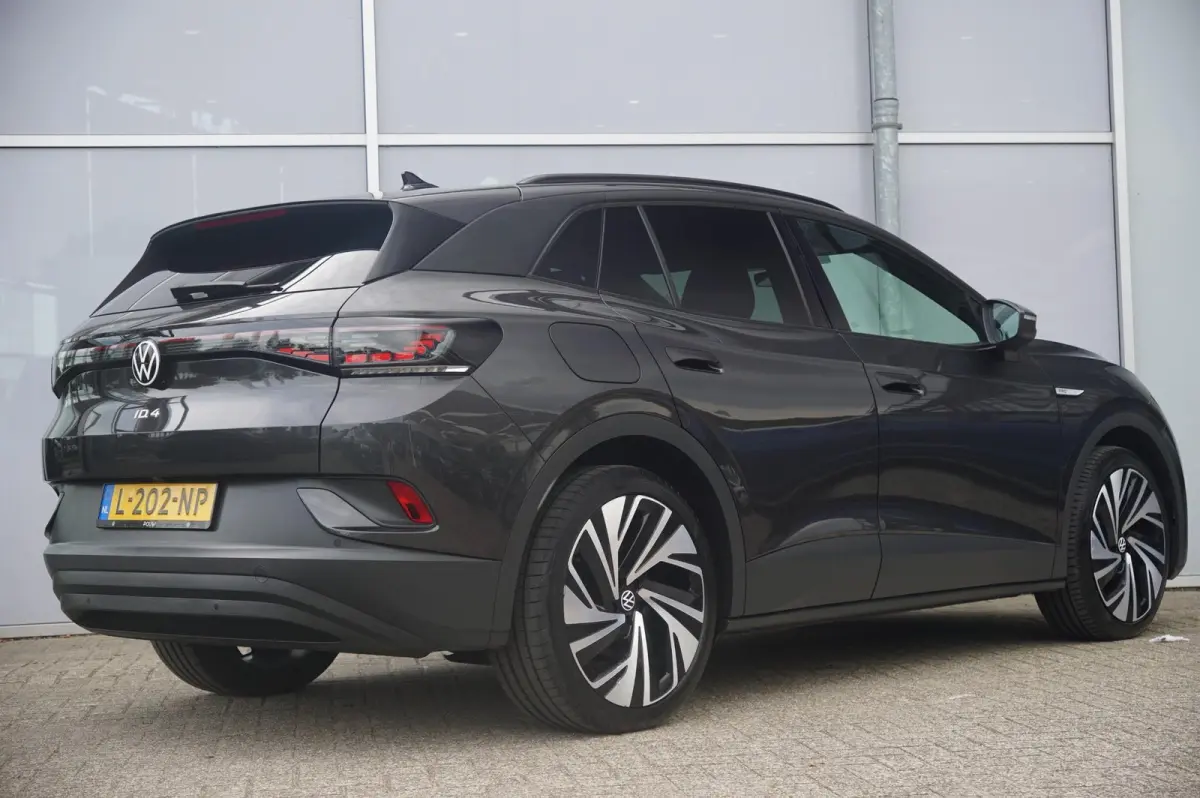 204pk Business 77 kWh | SoH 93% | Adaptive Cruise | Warmtepomp | Achteruitrijcamera