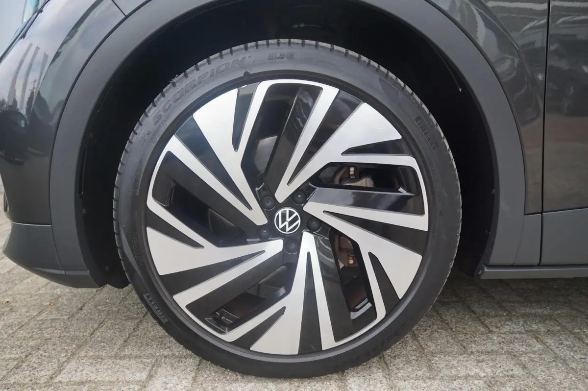 204pk Business 77 kWh | SoH 93% | Adaptive Cruise | Warmtepomp | Achteruitrijcamera