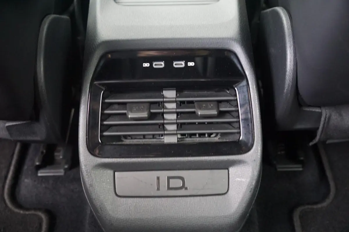 204pk Business 77 kWh | SoH 93% | Adaptive Cruise | Warmtepomp | Achteruitrijcamera