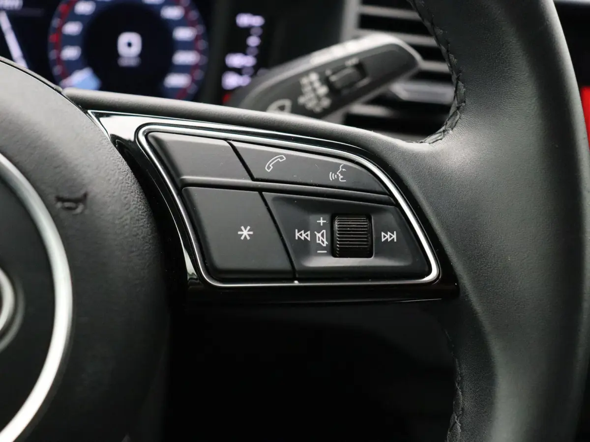 25 TFSI S edition | Stoelverwarming | Sonos audiosysteem |