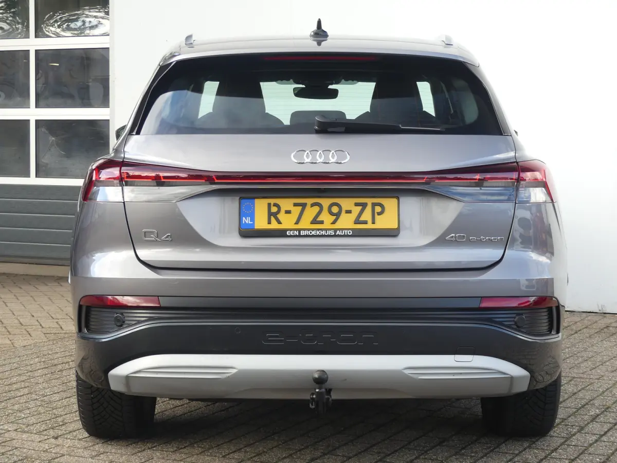 40 Advanced edition 77 kWh | TREKHAAK | ADAPTIVE CRUISE | CAMERA | PARKEERSENSOREN V+A | STOELVERWARMING | ELEKTRISCHE ACHTERKLEP | NAVI | LMV 19" | APPLE CARPLAY / ANDROID AUTO |