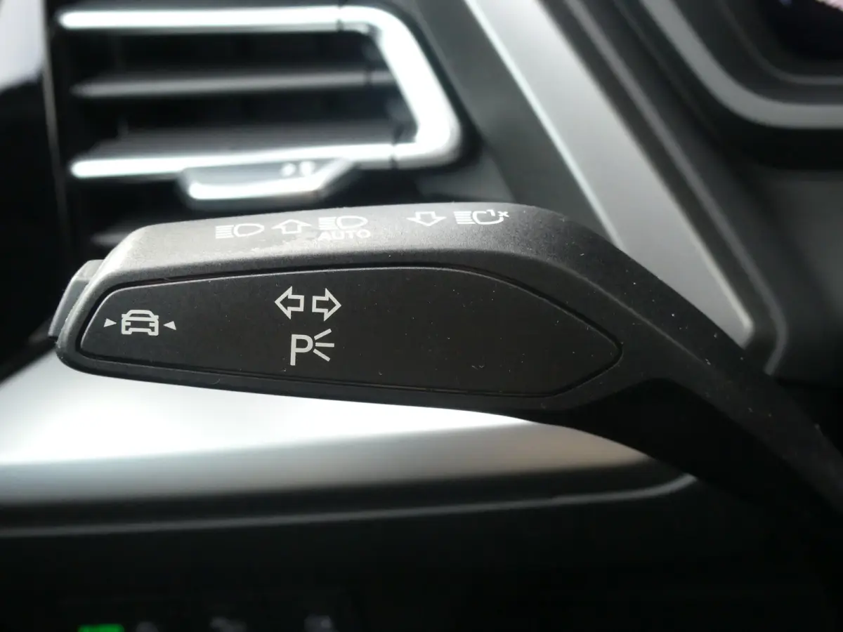 40 Advanced edition 77 kWh | TREKHAAK | ADAPTIVE CRUISE | CAMERA | PARKEERSENSOREN V+A | STOELVERWARMING | ELEKTRISCHE ACHTERKLEP | NAVI | LMV 19" | APPLE CARPLAY / ANDROID AUTO |