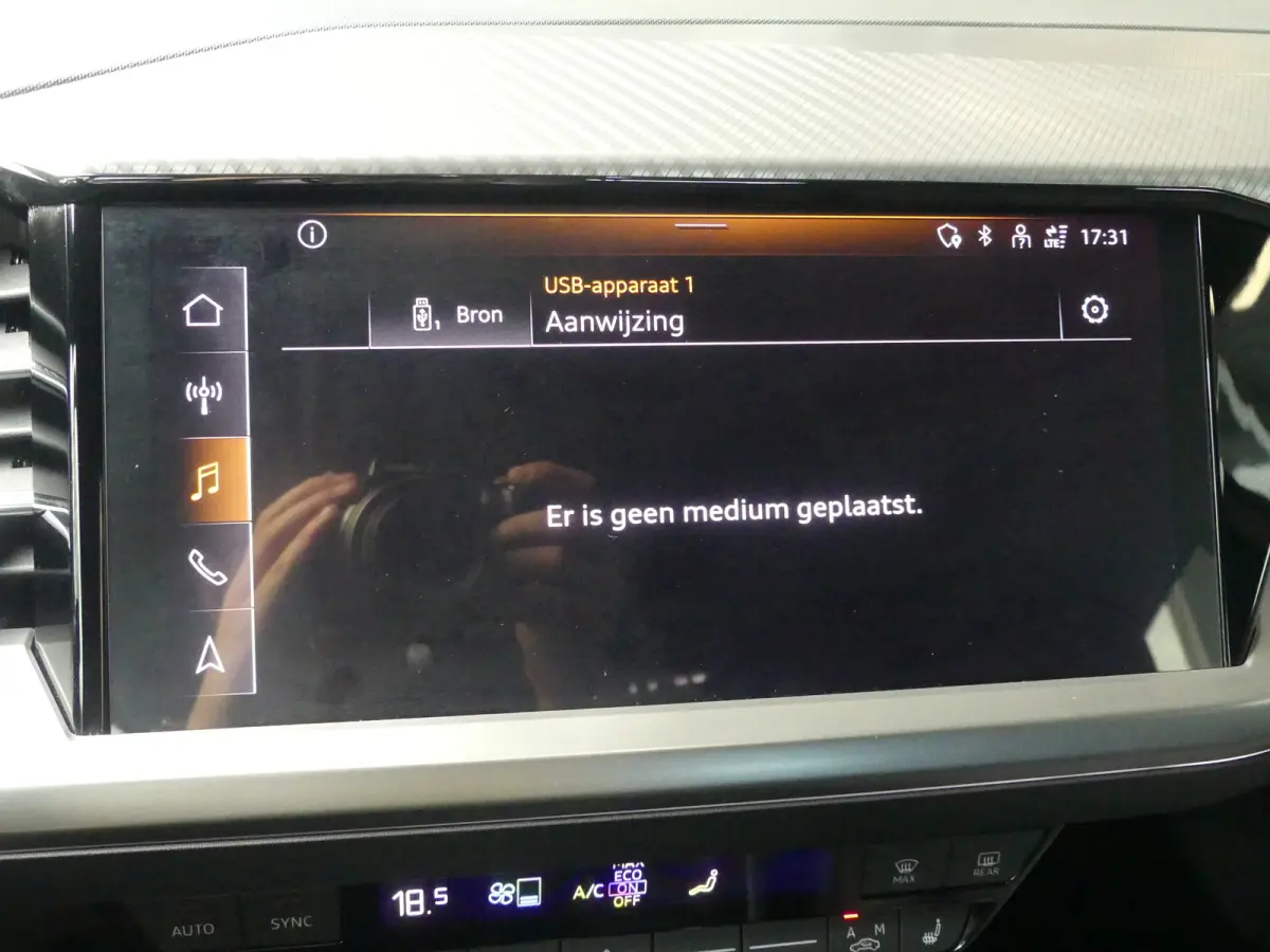 40 Advanced edition 77 kWh | TREKHAAK | ADAPTIVE CRUISE | CAMERA | PARKEERSENSOREN V+A | STOELVERWARMING | ELEKTRISCHE ACHTERKLEP | NAVI | LMV 19" | APPLE CARPLAY / ANDROID AUTO |