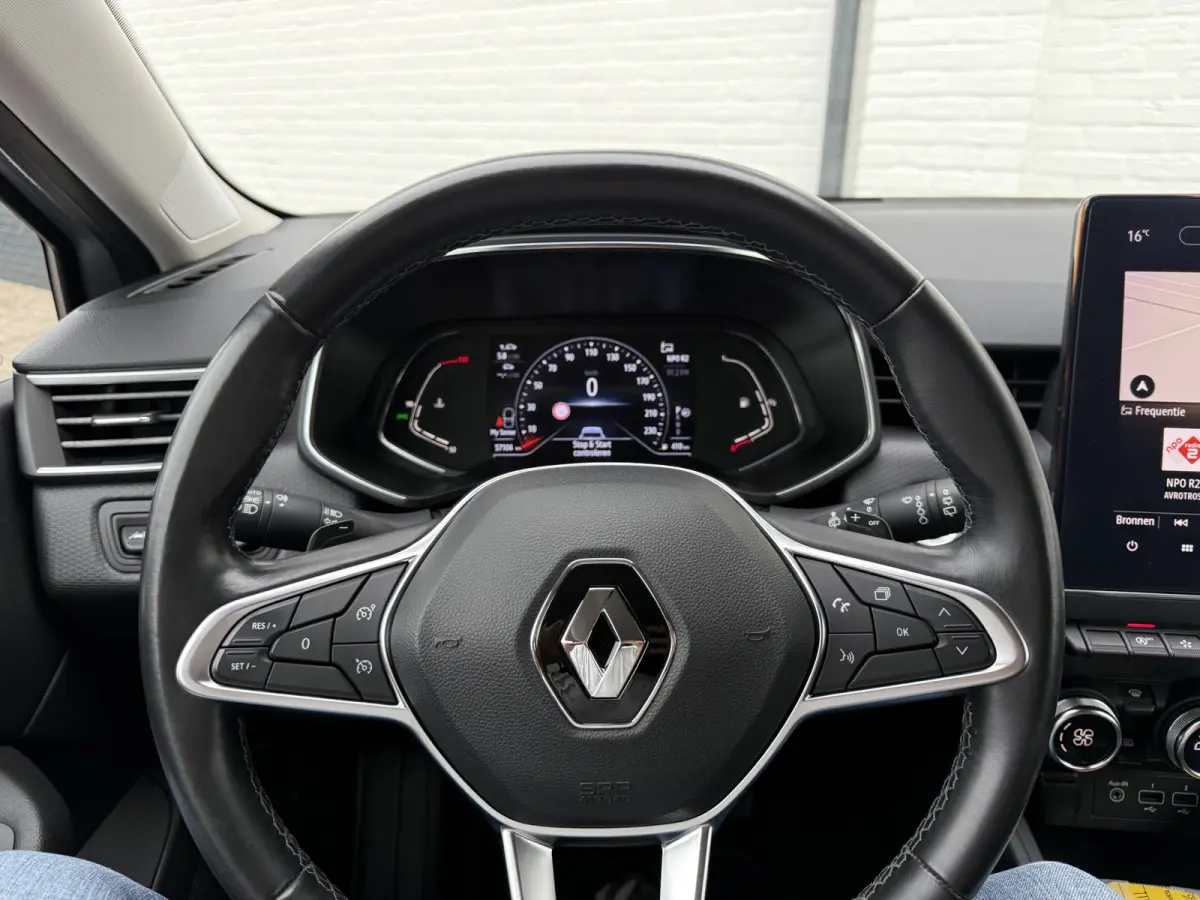 1.3 TCe Intens | Trekhaak | CarPlay | 360* Camera | Keyless | 17 inch
