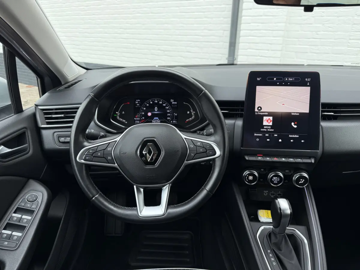 1.3 TCe Intens | Trekhaak | CarPlay | 360* Camera | Keyless | 17 inch