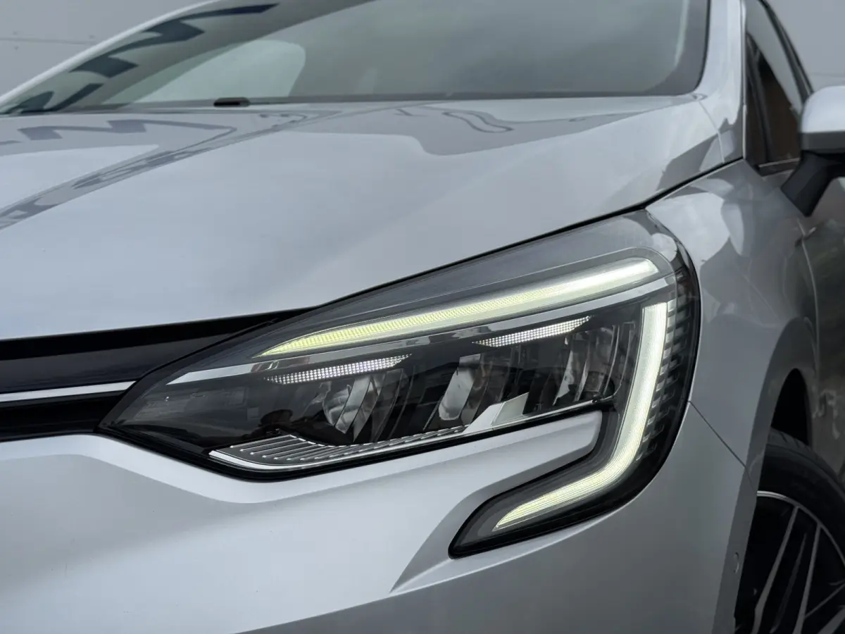 1.3 TCe Intens | Trekhaak | CarPlay | 360* Camera | Keyless | 17 inch