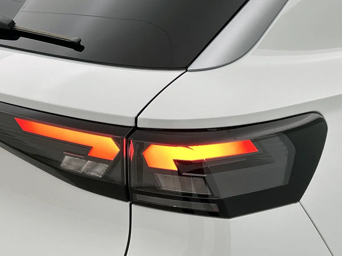 1.5 eTsi Limited Edition 116 PK | Automaat | Camera | Adaptive Cruise Control | Side Assist | Keyless Start | Parkeersensoren | LED | Apple Carplay | Android Auto | Digital Cockpit |