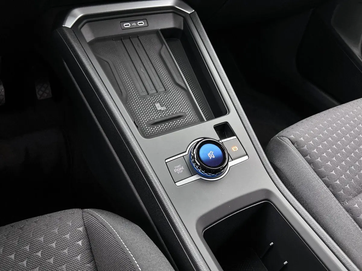 1.5 eTsi Limited Edition 116 PK | Automaat | Camera | Adaptive Cruise Control | Side Assist | Keyless Start | Parkeersensoren | LED | Apple Carplay | Android Auto | Digital Cockpit |
