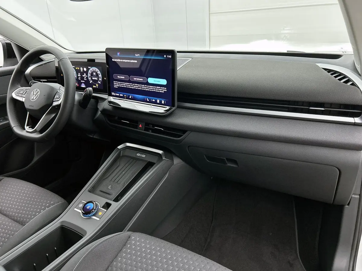 1.5 eTsi Limited Edition 116 PK | Automaat | Camera | Adaptive Cruise Control | Side Assist | Keyless Start | Parkeersensoren | LED | Apple Carplay | Android Auto | Digital Cockpit |