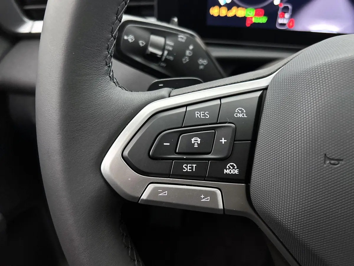 1.5 eTsi Limited Edition 116 PK | Automaat | Camera | Adaptive Cruise Control | Side Assist | Keyless Start | Parkeersensoren | LED | Apple Carplay | Android Auto | Digital Cockpit |