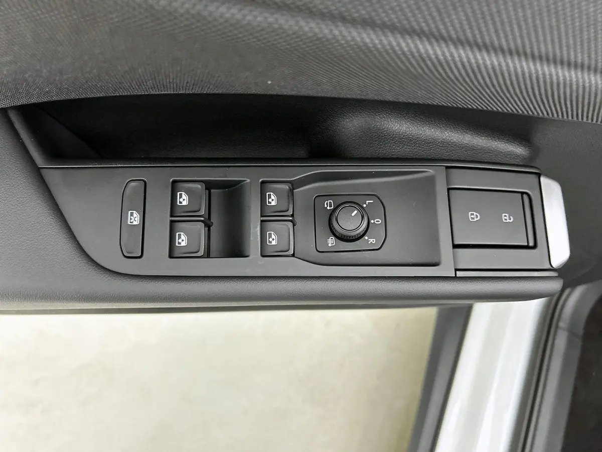 1.5 eTsi Limited Edition 116 PK | Automaat | Camera | Adaptive Cruise Control | Side Assist | Keyless Start | Parkeersensoren | LED | Apple Carplay | Android Auto | Digital Cockpit |