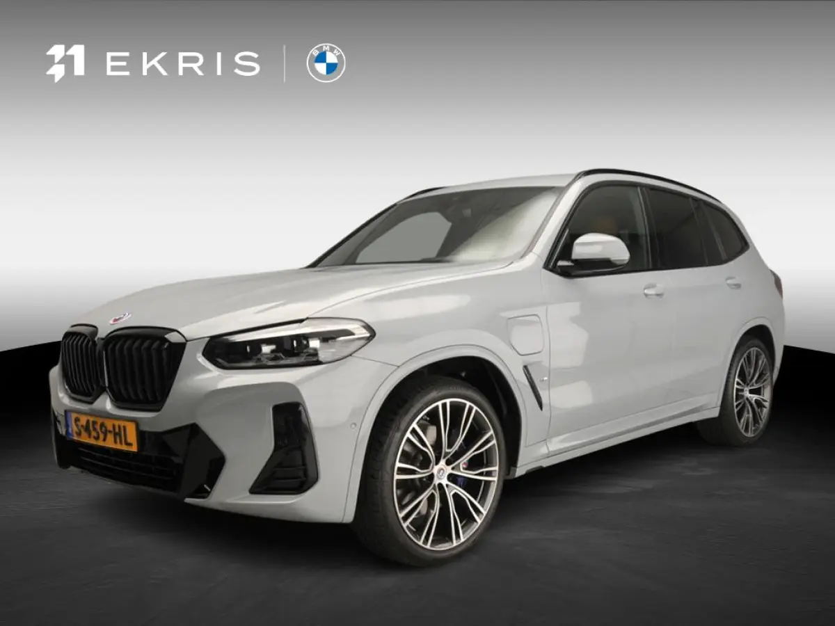 xDrive30e | M-Sportpakket | LED | Leder | HUD | Trekhaak | SOH 94% | Keyles go | Stoelverwarming | Elektr. zetels | DAB | Hifi speakers | Alu 21 inch