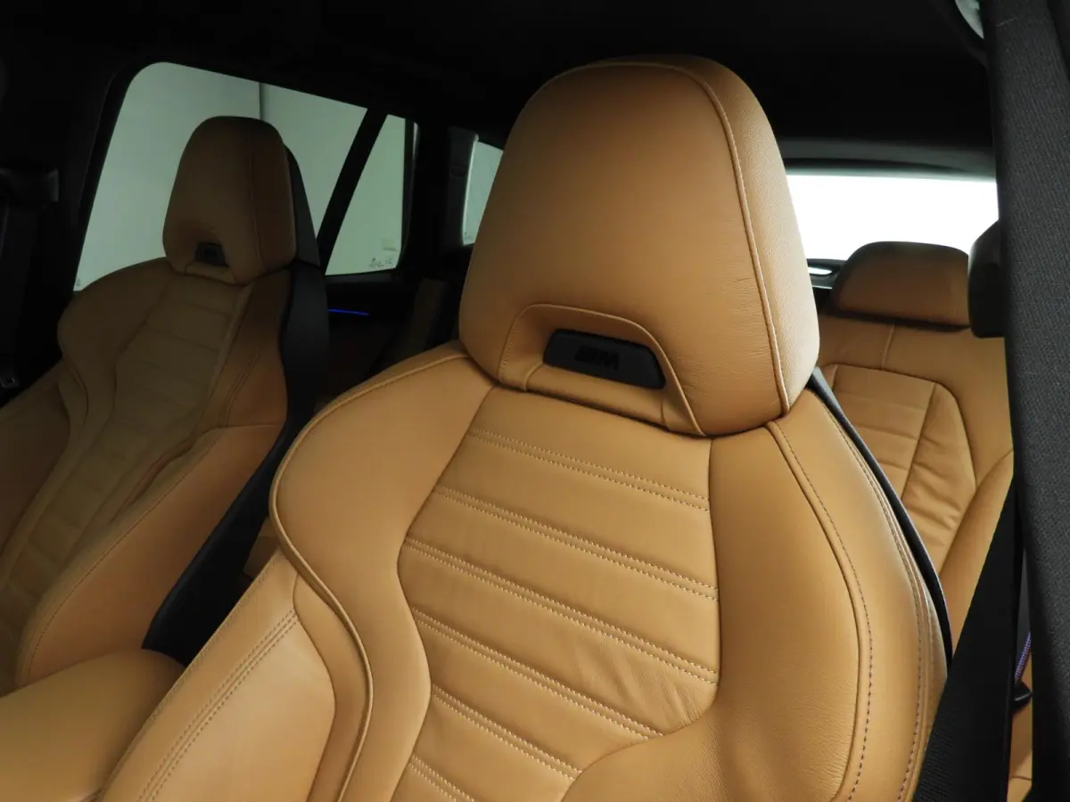 xDrive30e | M-Sportpakket | LED | Leder | HUD | Trekhaak | Keyles go | Stoelverwarming | Elektr. zetels | DAB | Hifi speakers | Alu 21 inch