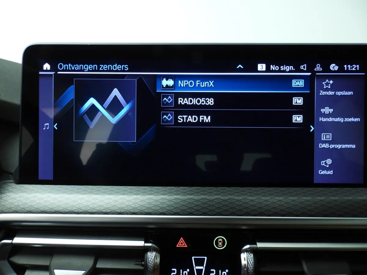 xDrive30e | M-Sportpakket | LED | Leder | HUD | Trekhaak | Keyles go | Stoelverwarming | Elektr. zetels | DAB | Hifi speakers | Alu 21 inch