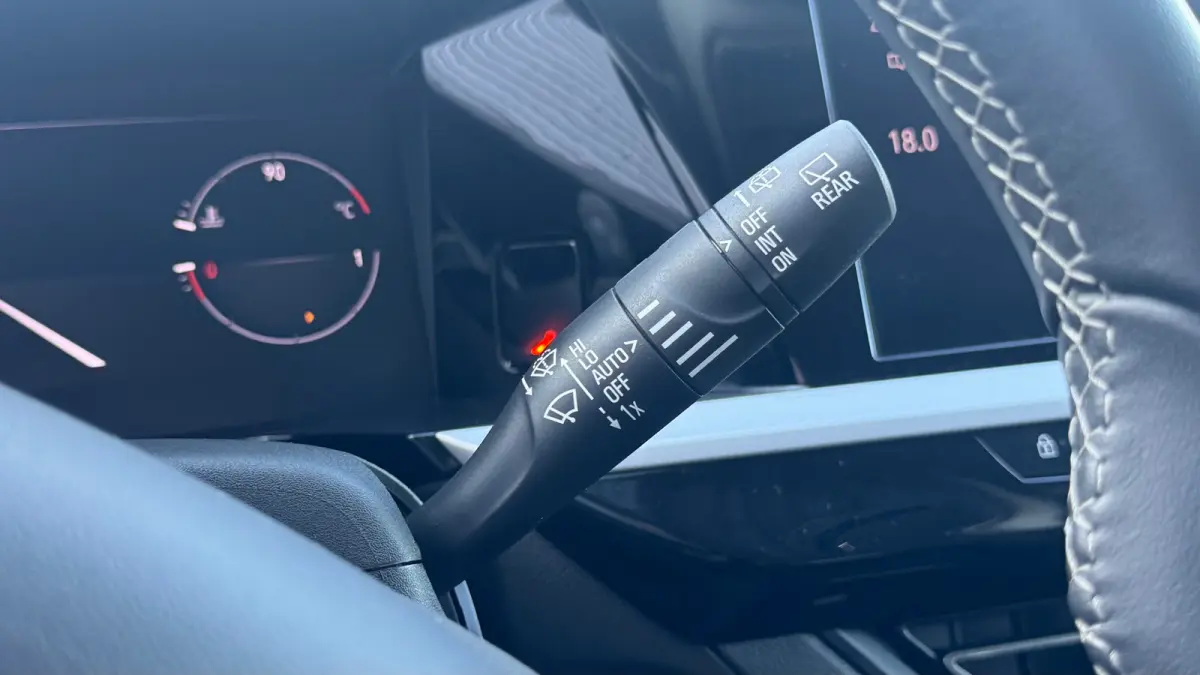 1.2 TURBO 130PK LEVEL 3 ELEGANCE / NAVI / LEDER / CLIMA / LED / PDC / AGR / 18" LMV / CAMERA / AFN. TREKHAAK / BLUETOOTH / CRUISECONTROL / 1E EIGENAAR / NIEUWSTAAT !!
