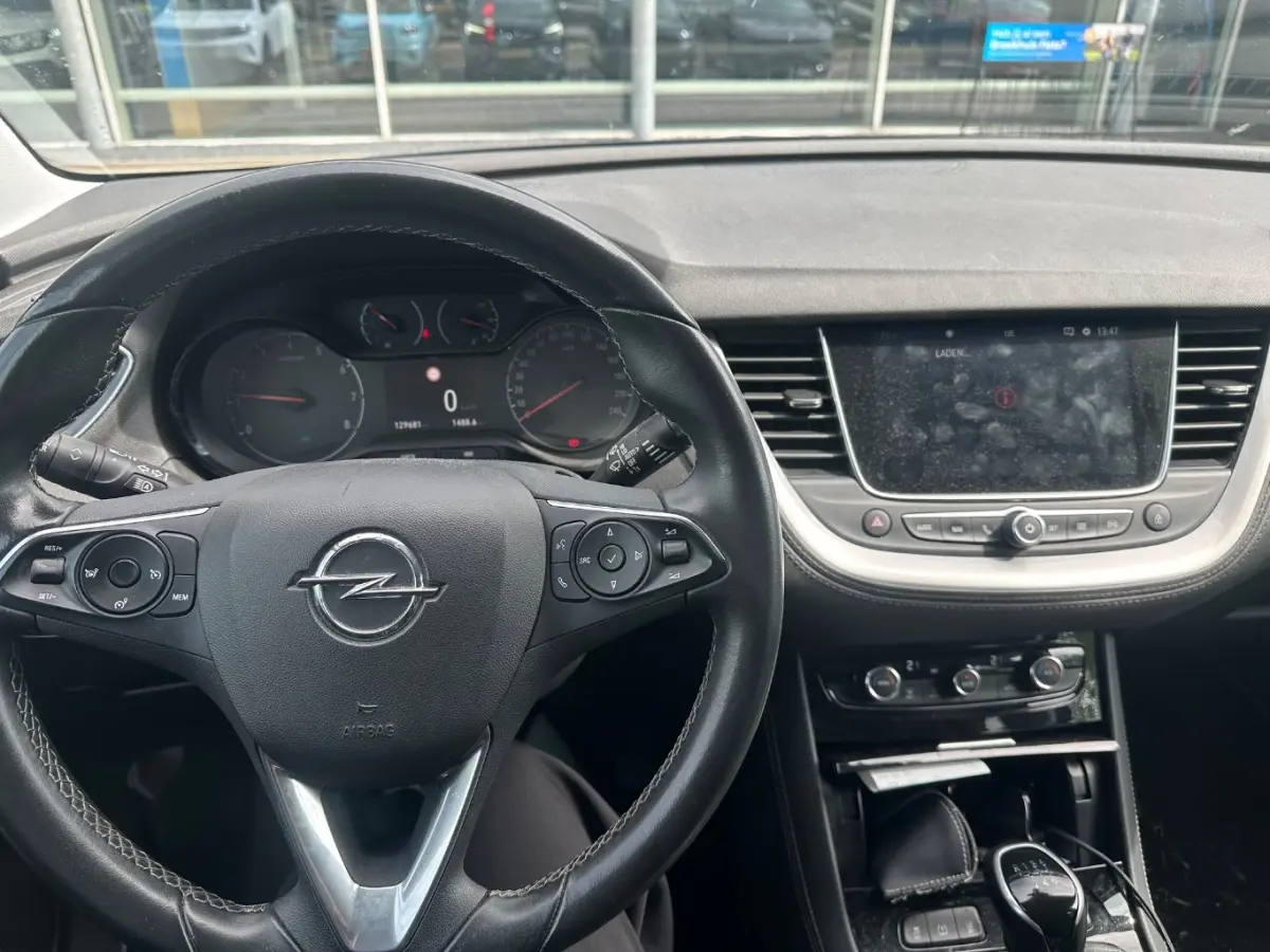 1.2 Turbo Online Edition | Airco (automatisch) | Bestuurdersstoel in hoogte verstelbaar | Cruise control