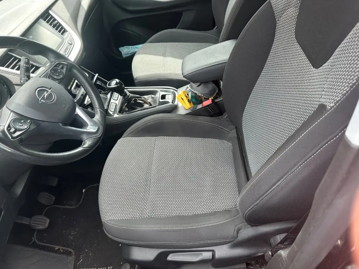1.2 Turbo Online Edition | Airco (automatisch) | Bestuurdersstoel in hoogte verstelbaar | Cruise control