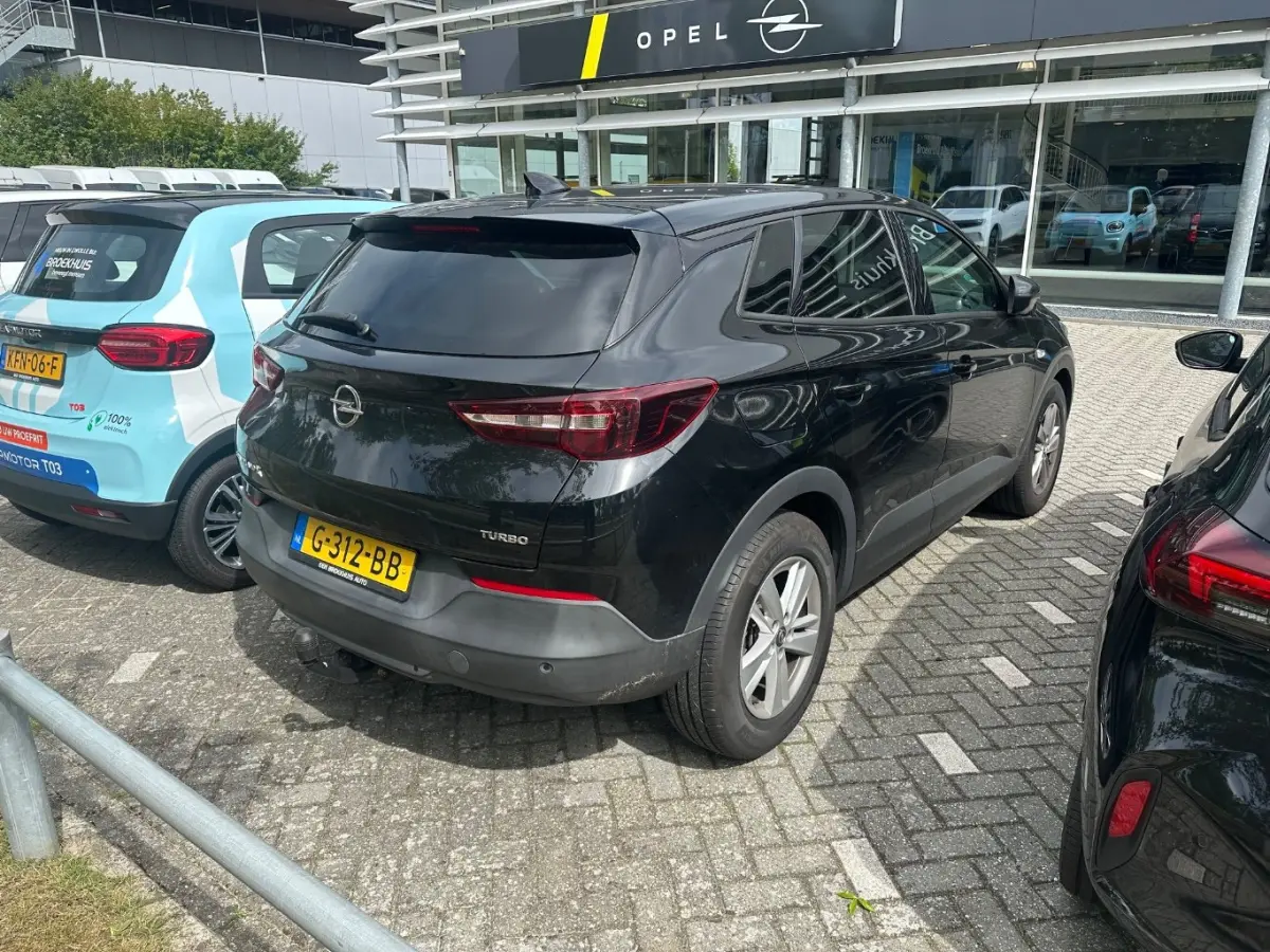 1.2 Turbo Online Edition | Airco (automatisch) | Bestuurdersstoel in hoogte verstelbaar | Cruise control