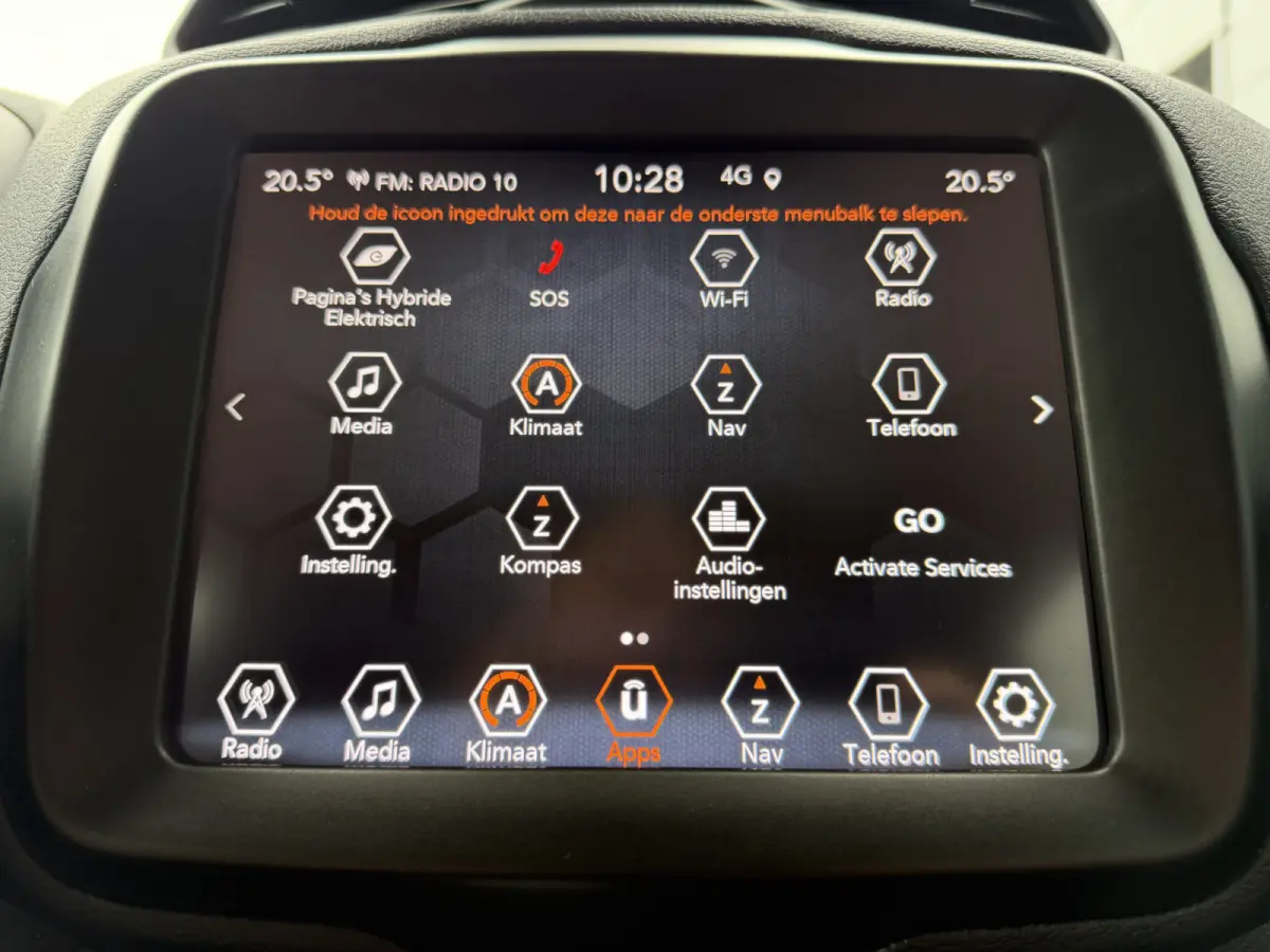 4xe 240 Plug-in Hybrid Electric Trailhawk (Navigatie - LED - Keyless Entry - Parkeersensoren V+A - Automatische Airco - 4WD - 17" incl 4S - Dodehoek detectie)