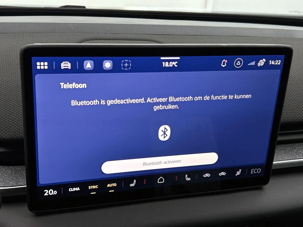Life 58 kWh | Navigatie | Apple Carplay draadloos | Stoelverwarming | Ruiten getint | 18" Lichtmetalen velgen | Android Auto draadloos | LED verlichting | Camera | Climate control | Dodehoek