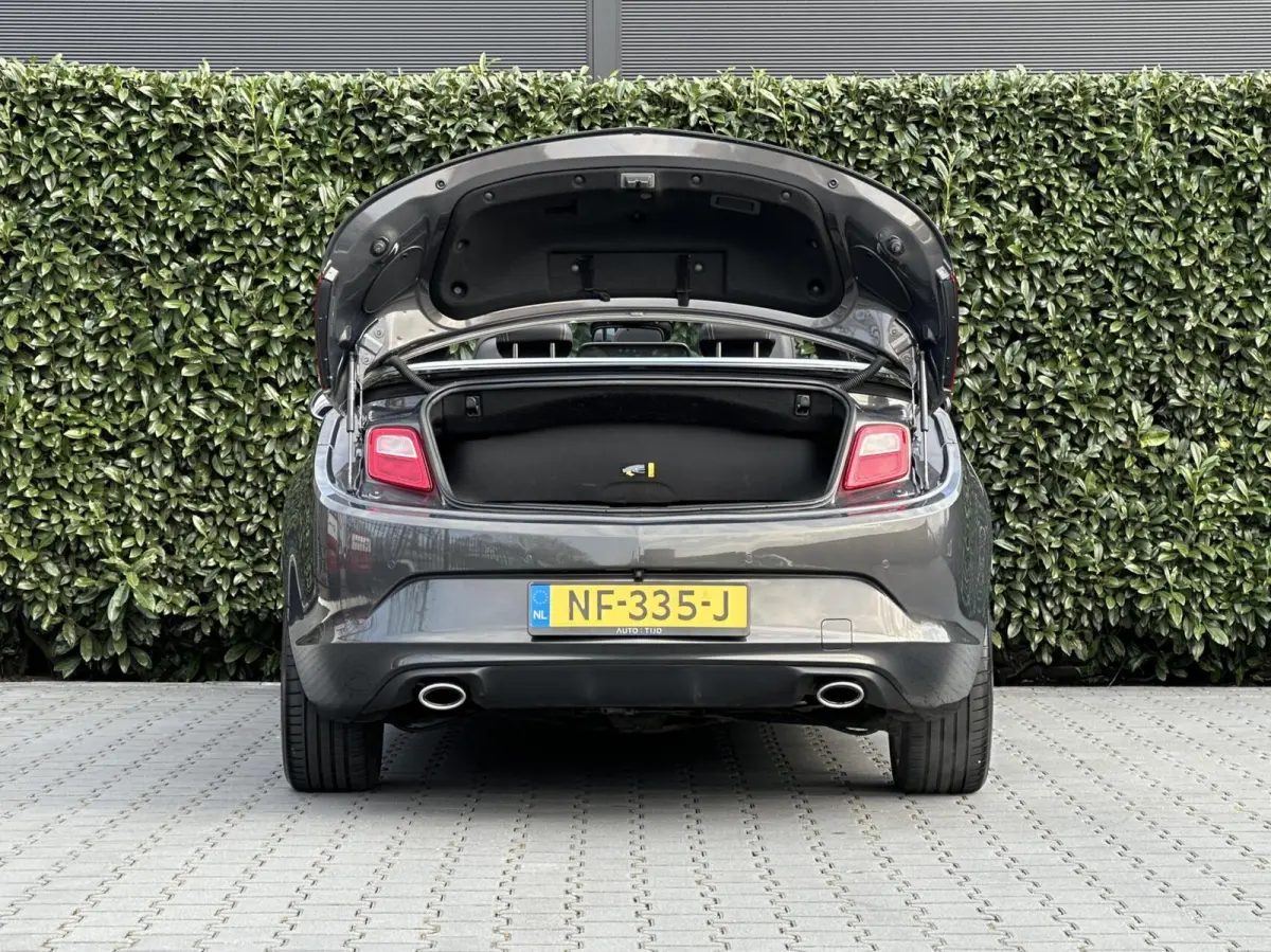 1.6 Turbo Innovation, NL AUTO, NAP, LEDER, NAVI, CAMERA, CRUISE CONTROL, CLIMATE CONTROL, STOEL/STUURVERWARMING, PDC, LED, LICHTMETAAL 19"