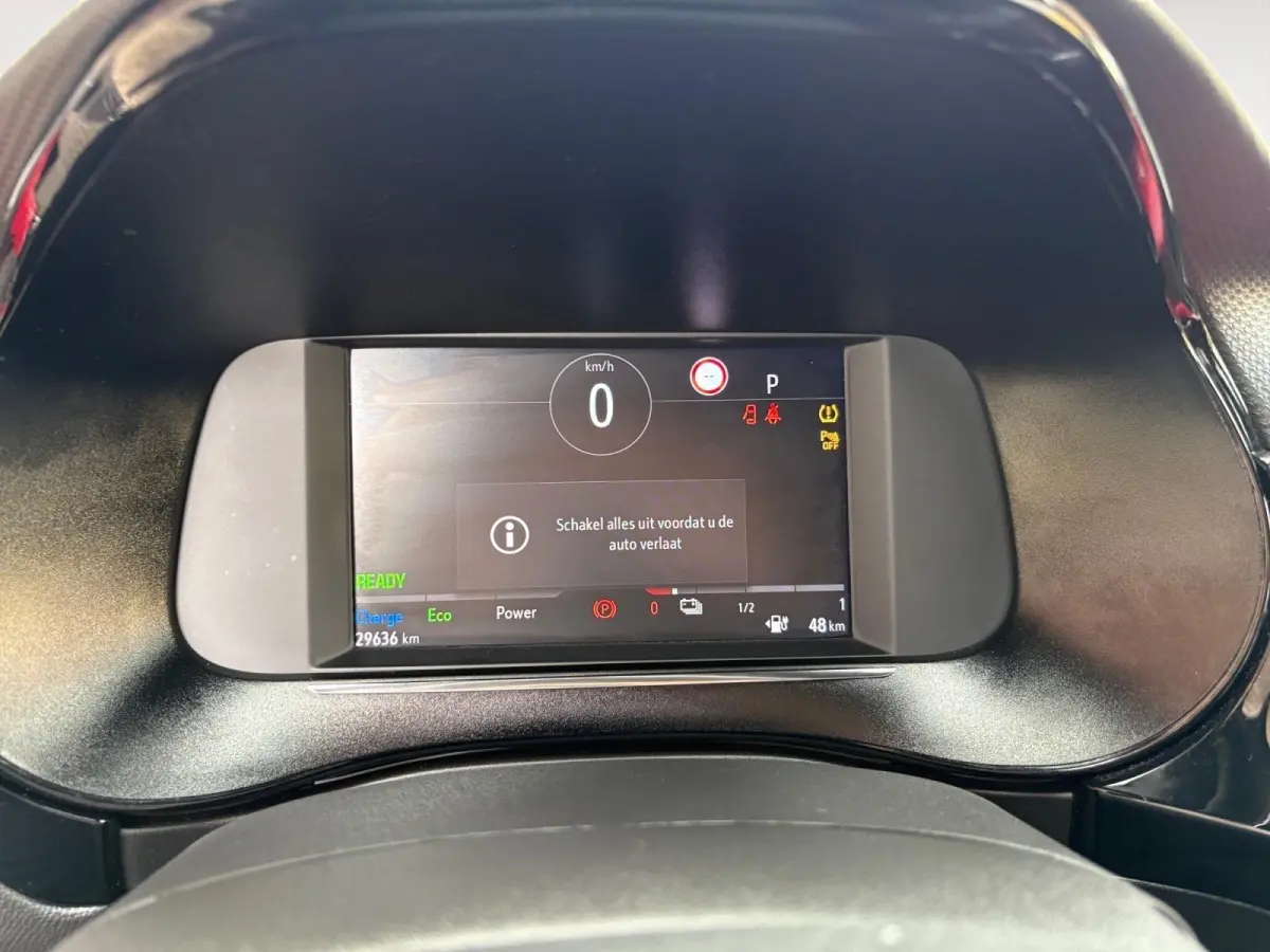 GS Line 50 kWh | Navigatie | Cruise Control | Apple Carplay/Android Auto | Achterruitrij Camera | Lichtmetalen Velgen |