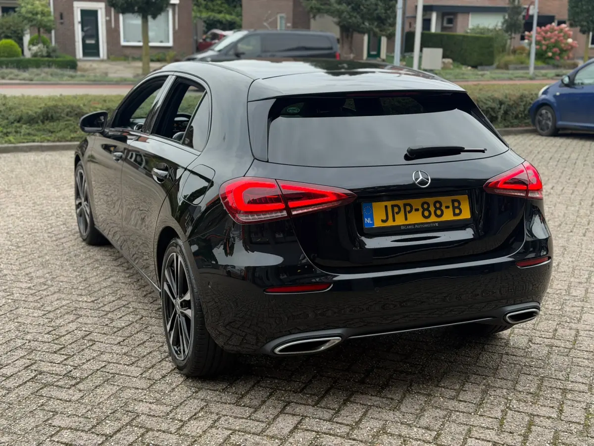 180 AMG | Camera|AmbiLight|Nap|Stoelvw|Lineass