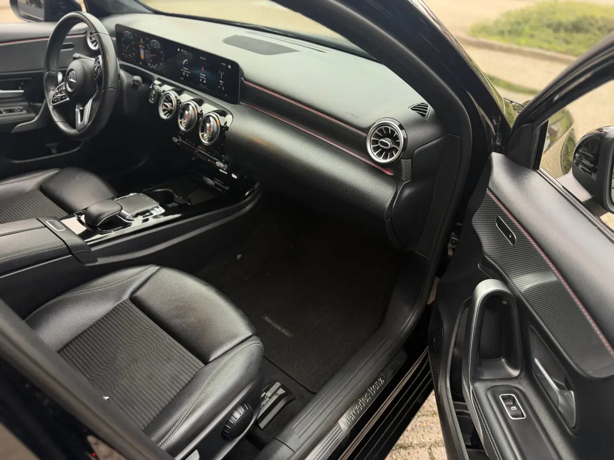 180 AMG | Camera|AmbiLight|Nap|Stoelvw|Lineass