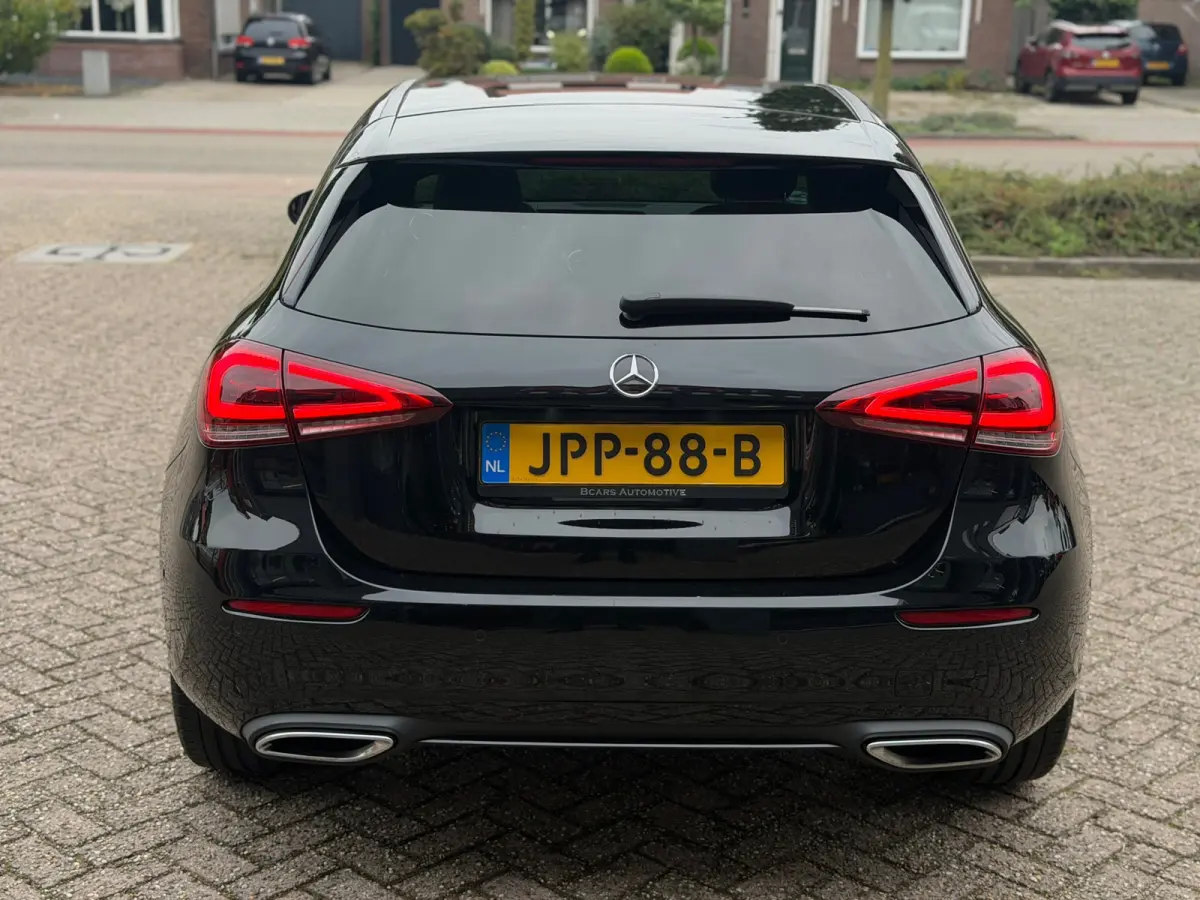 180 AMG | Camera|AmbiLight|Nap|Stoelvw|Lineass