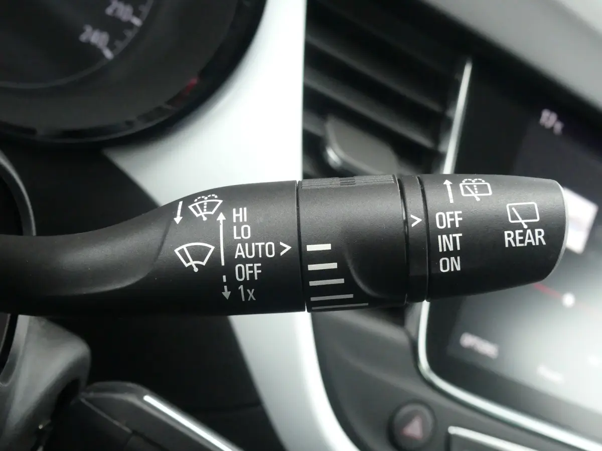 1.2 Turbo Edition 2020 | TREKHAAK | CRUISE | CAMERA | PARKEERSENSOREN V+A | NAVI | APPLE CARPLAY / ANDROID AUTO | LMV 16" |