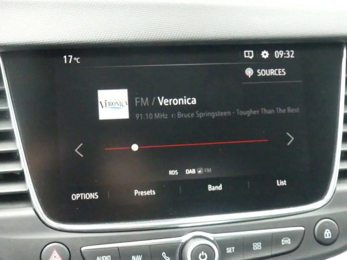 1.2 Turbo Edition 2020 | TREKHAAK | CRUISE | CAMERA | PARKEERSENSOREN V+A | NAVI | APPLE CARPLAY / ANDROID AUTO | LMV 16" |