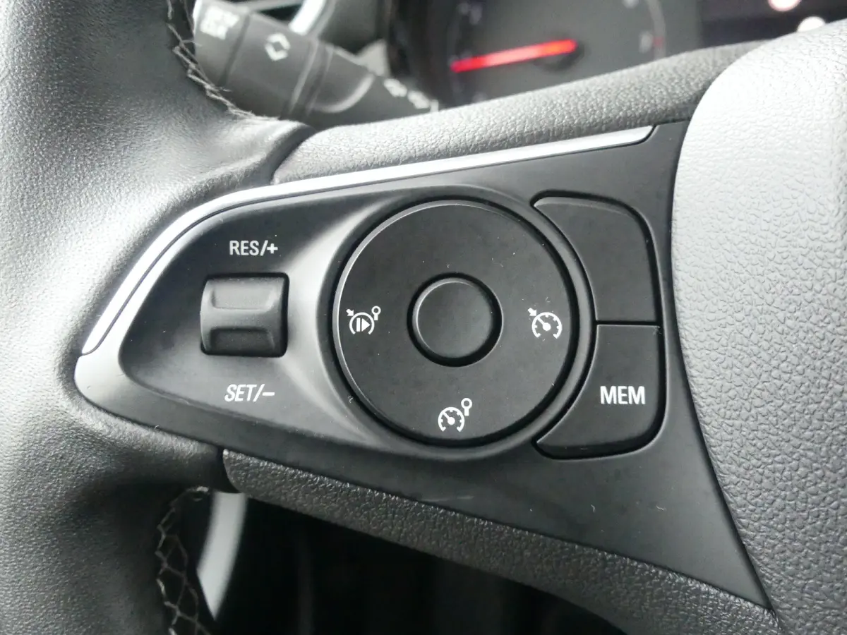 1.2 Turbo Edition 2020 | TREKHAAK | CRUISE | CAMERA | PARKEERSENSOREN V+A | NAVI | APPLE CARPLAY / ANDROID AUTO | LMV 16" |