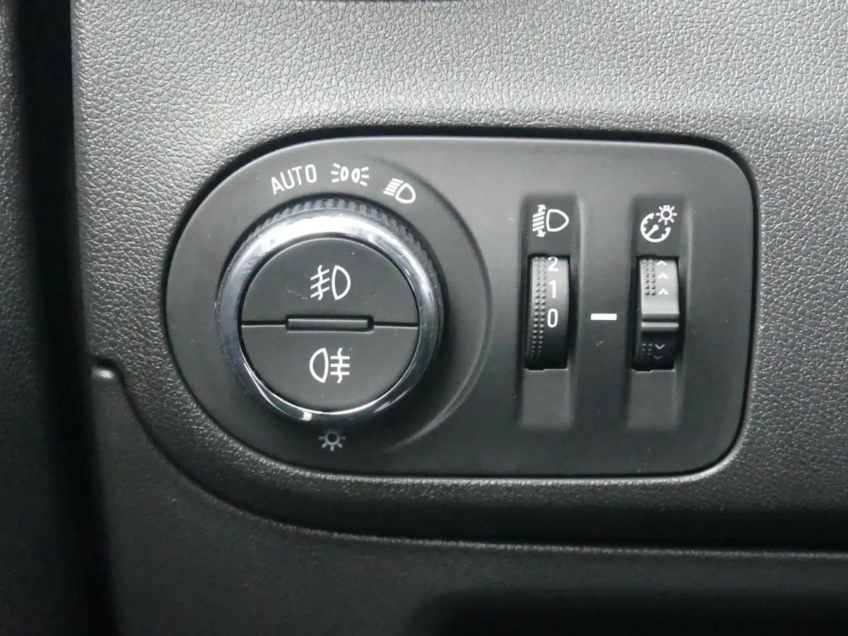 1.2 Turbo Edition 2020 | TREKHAAK | CRUISE | CAMERA | PARKEERSENSOREN V+A | NAVI | APPLE CARPLAY / ANDROID AUTO | LMV 16" |