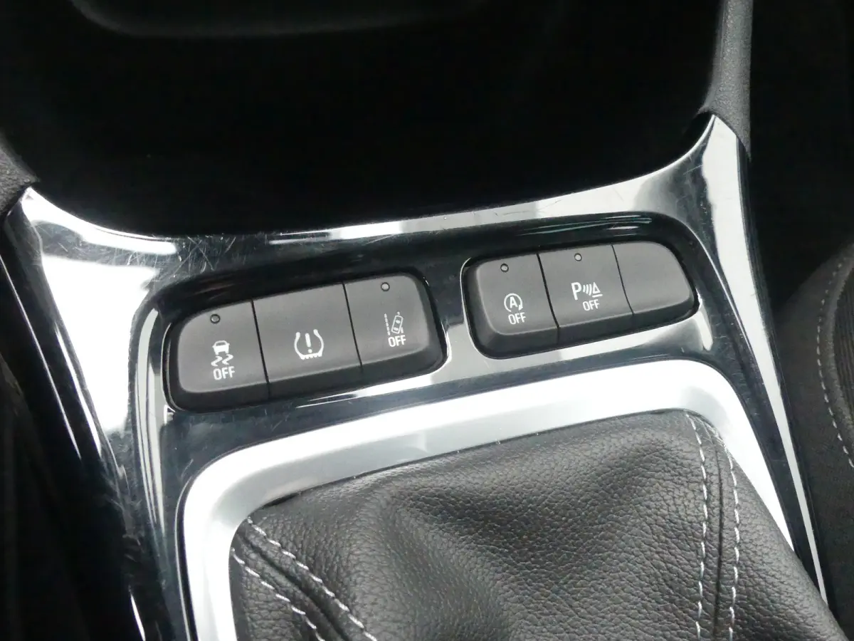 1.2 Turbo Edition 2020 | TREKHAAK | CRUISE | CAMERA | PARKEERSENSOREN V+A | NAVI | APPLE CARPLAY / ANDROID AUTO | LMV 16" |