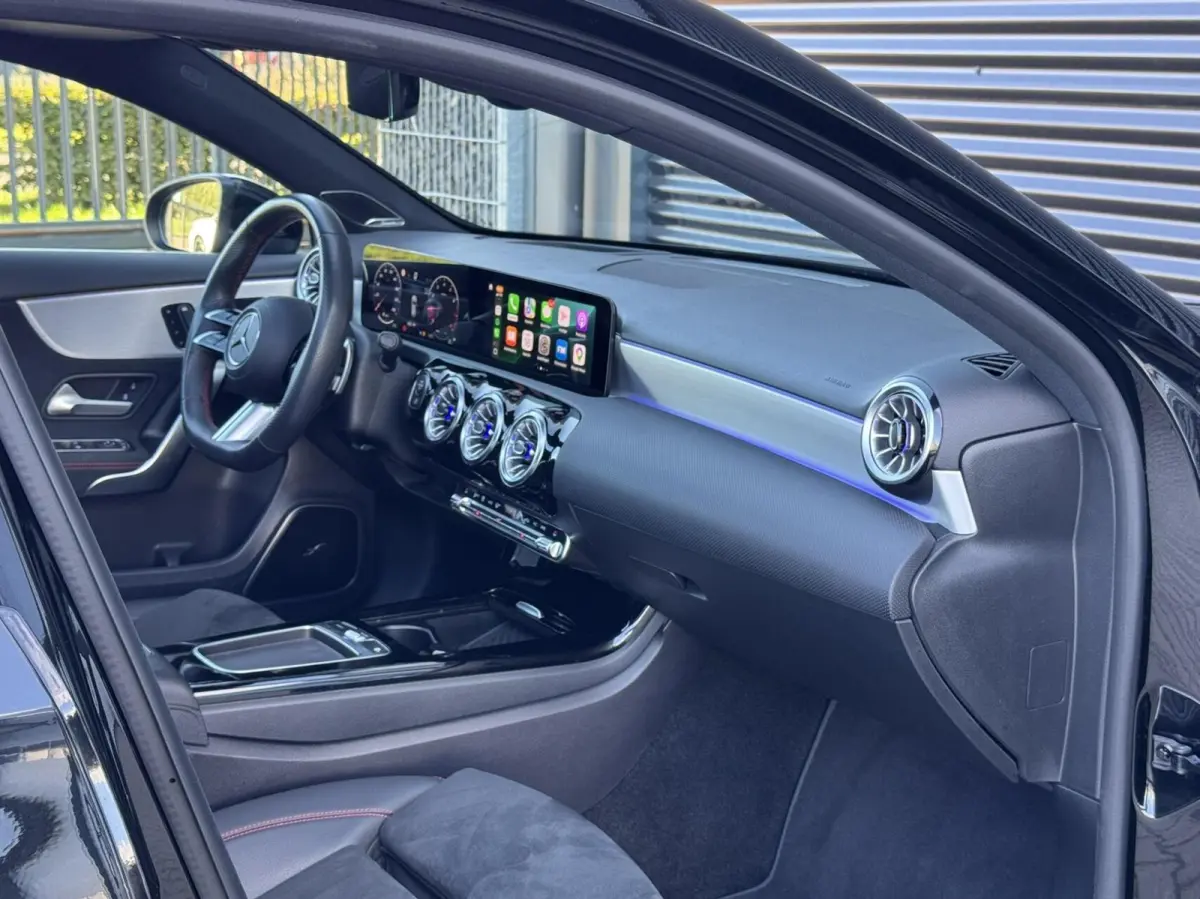 180 AMG Line |BTW|Facelift|Pano|Burmester®|360°camera|Head Up